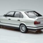 BMW Alpina B10 4.6 E34 Strieborná MCG 1:18