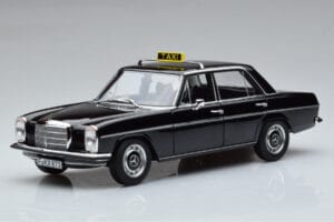 Mercedes 200 W115 Taxi Norev 1:18