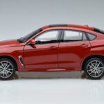 BMW BMW X6M F86 SUV Červený Norev 1:18 1:18 Kov