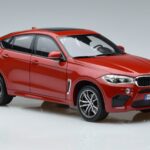 BMW BMW X6M F86 SUV Červený Norev 1:18 1:18 Kov
