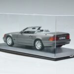 MCG Vitrína MCG 1:18 1:18 Kov