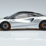 McLaren McLaren Artura Kupé Strieborný GT Spirit 1:18 1:18 Živica