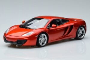 McLaren MP4-12C Kupé So Stigom Top Gear Figúrka Minichamps 1:18