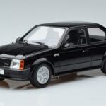 Opel Opel Kadett D GTE Hatchback Čierny MCG 1:18 1:18 Kov