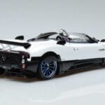 Pagani Pagani Zonda HP Barchetta Carbon Biely LCD 1:18 1:18 Kov