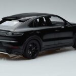 Porsche Porsche Cayenne S Coupe Minichamps 1:18 1:18 Kov