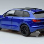 Volkswagen Volkswagen Touareg CR Modrý FAW 1:18 1:18 Kov