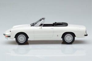 Alfa Romeo 2000 Spider Biely Norev 1:18 187882 Kov – obrázok 4 z 7