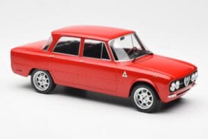 Alfa Romeo Giulia Nuova Super Červený Custom Wheels MCG 1:18 MCG18333 Kov – obrázok 4 z 6
