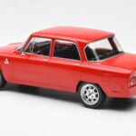 Alfa Romeo Giulia Nuova Super Červený Custom Wheels MCG 1:18 MCG18333 - image 5 of 6