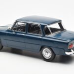 Alfa Romeo Giulia TI Petrolejová Modrá Norev 1:18 - image 5 of 6
