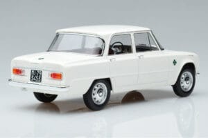 Alfa Romeo Giulia Ti Super Norev 1:18 187970 Kov – obrázok 2 z 6