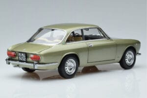 Alfa Romeo GTV 2000 Zelený Limitovaná Edícia Norev 1:18 187913 Kov – obrázok 3 z 7