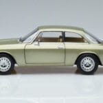 Alfa Romeo GTV 2000 Zelený Limitovaná Edícia Norev 1:18 187913 Kov - image 4 of 7
