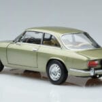 Alfa Romeo GTV 2000 Zelený Limitovaná Edícia Norev 1:18 187913 Kov - image 6 of 7