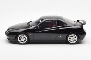 Alfa Romeo GTV V6 916 Čierny Otto 1:18 OT1057 Živica – obrázok 3 z 6