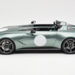 Aston Martin V12 Speedster Zelený Metallic GT Spirit 1:18 GT906 - image 3 of 6