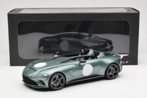 Aston Martin V12 Speedster Zelený Metallic GT Spirit 1:18 GT906 Živica – obrázok 6 z 6