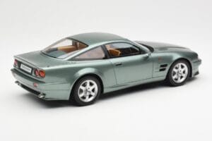 Aston Martin V8 Vantage Zelený GT Spirit 1:18 GT345 Živica – obrázok 2 z 6
