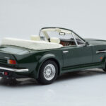 Aston Martin V8 Vantage Volante Zelený GT Spirit 1:18 - image 2 of 6