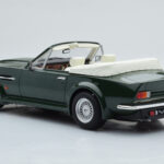 Aston Martin V8 Vantage Volante Zelený GT Spirit 1:18 - image 5 of 6