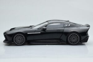 Aston Martin Victor Čierny GT Spirit 1:18 GT428 Živica – obrázok 3 z 6