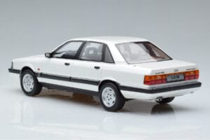 Audi 200 Quattro C3 Biely Otto 1:18 OT408 Živica – obrázok 5 z 6
