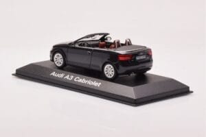 Audi A3 8P Kabriolet Čierny Minichamps 1:43 5010803333 Kov – obrázok 3 z 4