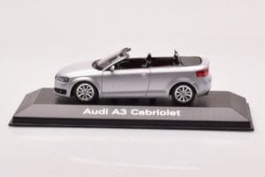 Audi A3 8P Kabriolet Strieborný Minichamps 1:43 5010803323