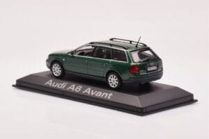 Audi A6 C5 Avant Zelený Minichamps 1:43 5010106213 Kov – obrázok 3 z 4