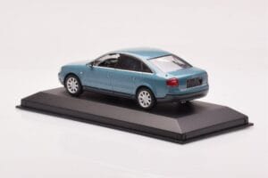 Audi A6 C5 Petrol Metallic Minichamps 1:43 AUDI-264448 Kov – obrázok 3 z 4