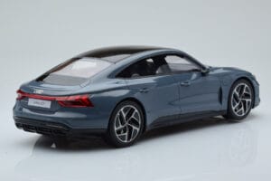 Audi E-Tron GT Šedý GT Spirit 1:18 GT393 Živica – obrázok 2 z 6