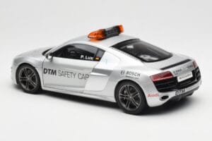 Audi R8 5.2 DTM Safety Car 2010 Kyosho 1:18 09216DTM Kov – obrázok 7 z 8