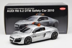 Audi R8 5.2 DTM Safety Car 2010 Kyosho 1:18 09216DTM Kov – obrázok 8 z 8