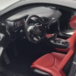 Audi R8 Performance Čierny Kengfai 1:18 - image 8 of 10