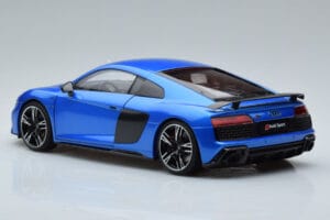 Audi R8 Performance Modrý Kengfai 1:18 VAKF-0355 Kov – obrázok 7 z 10