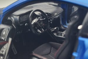 Audi R8 Performance Modrý Kengfai 1:18 VAKF-0355 Kov – obrázok 8 z 10