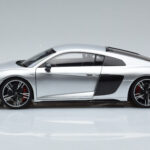 Audi R8 Performance Strieborný Kengfai 1:18 - image 5 of 10