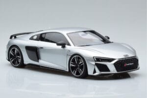 Audi R8 Performance Strieborný Kengfai 1:18 VAKF-0354 Kov – obrázok 6 z 10