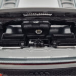 Audi R8 Spyder Performance Nardo Šedý Kengfai 1:18 - image 10 of 11