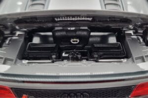 Audi R8 Spyder Performance Nardo Šedý Kengfai 1:18 VAKF-0352 Kov – obrázok 10 z 11