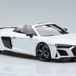 Audi R8 Spyder Performance Biely Kengfai 1:18 - image 7 of 11