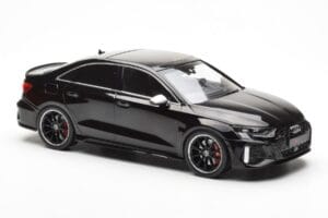 Audi RS3 8Y Sedan Čierny MCG 1:18 MCG18450 Kov – obrázok 4 z 6