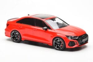 Audi RS3 8Y Sedan Červený MCG 1:18 MCG18451 Kov – obrázok 4 z 6