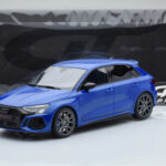 Audi RS3 8Y Sportback Performance Edition Nagaro Modrý GT Spirit 1:18 - image 5 of 5