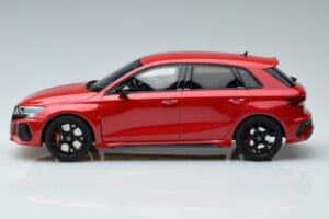 Audi RS3 8Y Sportback Červený GT Spirit 1:18 GT378 Živica – obrázok 3 z 6