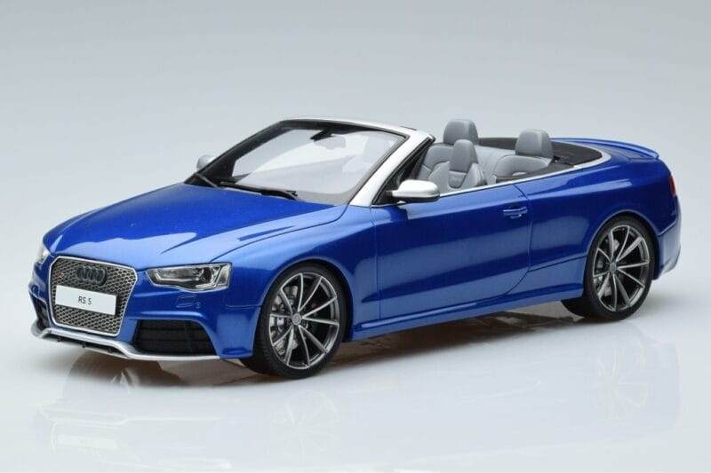 Audi RS5 B8 Kabriolet Modrý GT Spirit 1:18 ZM053 Živica