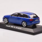 Audi RS6 C6 Sepang Modrý Minichamps 1:43 - image 3 of 4