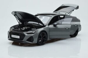 Audi RS7 C8 Sportback Šedý Kengfai 1:18 VAKF-0333 Živica – obrázok 2 z 7