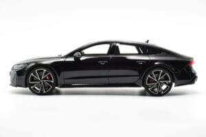 Audi RS7 C8 Sportback Mythos Čierny Asia Edition GT Spirit 1:18 CLDC011 Živica – obrázok 3 z 6